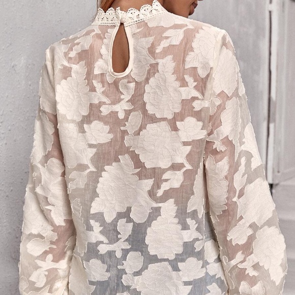 Boho Cream Floral Sheer Top Work Party - Picture 3 of 4